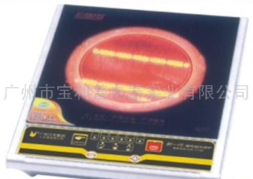 七位数码显示，万宝牌高功率光波炉