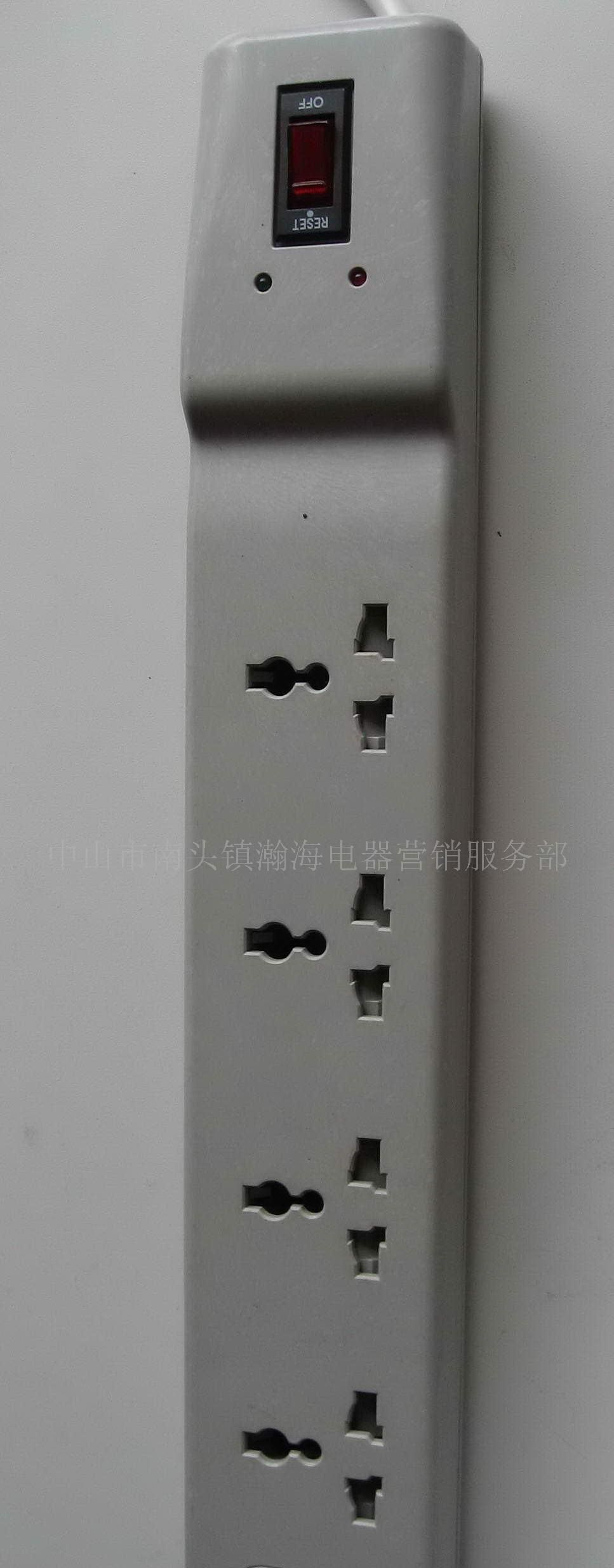 防雷电视保护电源转换器(四位）