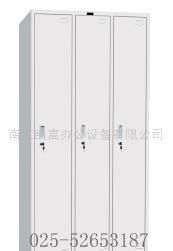 名称: 三门更衣柜 型号: KG-W35
