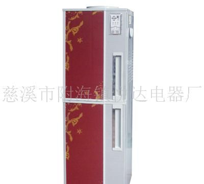 红色门饮水机