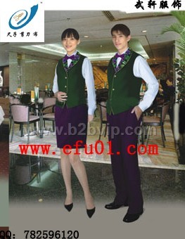 欧式风格餐厅员工制服—独具一格设计西餐厅服务员服