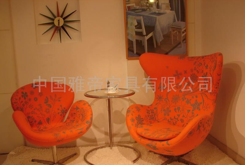 蛋椅组合图 酒店桌椅